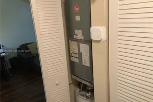 469 N Pine Island Rd, Plantation, FL 33324 - Photo 7