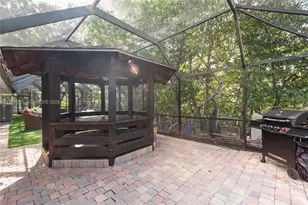 19860 NE 24th Ct, Miami, FL 33180 - Photo 5