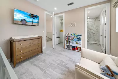 325 SW 16th St #A, Fort Lauderdale, FL 33315 - Photo 23