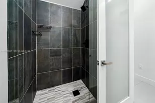 325 SW 16th St, Fort Lauderdale, FL 33315 - Photo 29