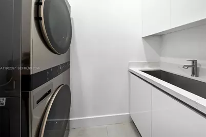 325 SW 16th St #A, Fort Lauderdale, FL 33315 - Photo 29