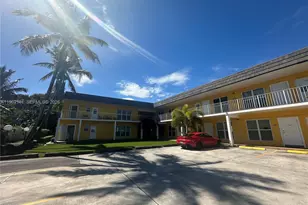 2822 Van Buren St, Hollywood, FL 33020 - Photo 23