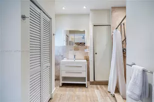 621 86th St, Miami Beach, FL 33141 - Photo 15