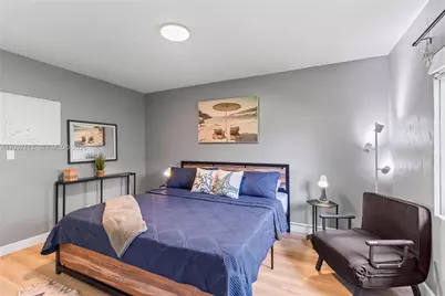 715 NE 6th St #1, Hallandale Beach, FL 33009 - Photo 19