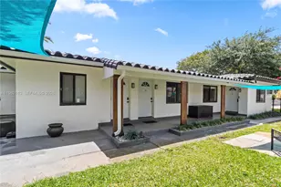 715 NE 6th St, Hallandale Beach, FL 33009 - Photo 21