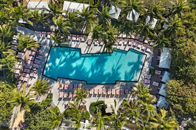 2201 Collins Ave #1010, Miami Beach, FL 33139 - Photo 17