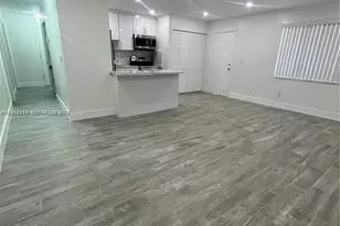 10803 SW 5th St, Sweetwater, FL 33174 - Photo 5