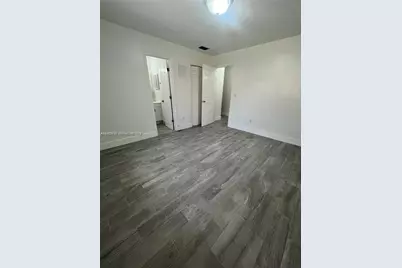 10803 SW 5th St #10803, Sweetwater, FL 33174 - Photo 11