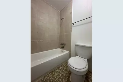 1008 NW 45th Ave #15, Miami, FL 33126 - Photo 11