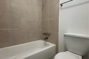 1008 NW 45th Ave, Miami, FL 33126 - Photo 11