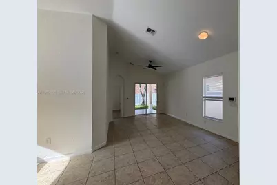 3964 NE 11th Dr #3964, Homestead, FL 33033 - Photo 3