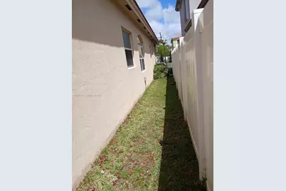 3964 NE 11th Dr #3964, Homestead, FL 33033 - Photo 21