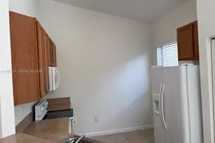 3964 NE 11th Dr, Homestead, FL 33033 - Photo 7
