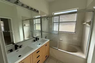 3964 NE 11th Dr, Homestead, FL 33033 - Photo 11