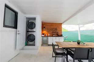 2840 NW 13th St, Miami, FL 33125 - Photo 31