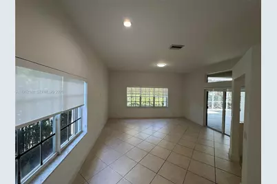 4273 Fox Ridge Dr, Weston, FL 33331 - Photo 13