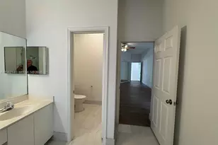 4273 Fox Ridge Dr, Weston, FL 33331 - Photo 41