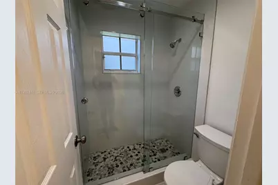 4273 Fox Ridge Dr, Weston, FL 33331 - Photo 25