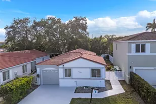 16907 SW 142nd Pl, Miami, FL 33177 - Photo 3