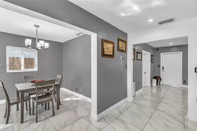 480 NE 51st St, Oakland Park, FL 33334 - Photo 13