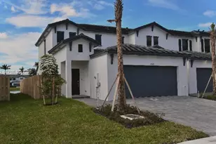 4949 Peacock Way, Dania Beach, FL 33312 - Photo 3