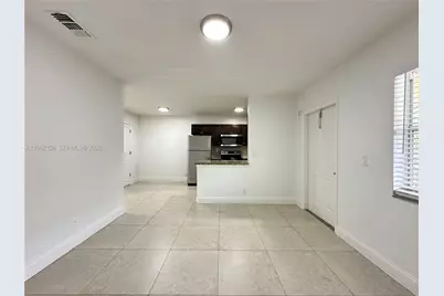 2640 NE 8th Ave #15, Wilton Manors, FL 33334 - Photo 3