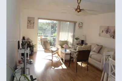 8000 N Sunrise Lakes Dr #309, Sunrise, FL 33322 - Photo 3