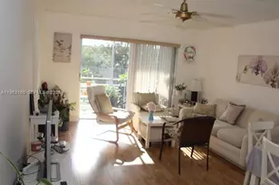 8000 N Sunrise Lakes Dr, Sunrise, FL 33322 - Photo 3