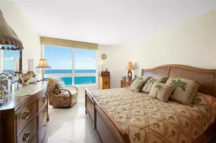 6365 Collins Ave, Miami Beach, FL 33141 - Photo 15