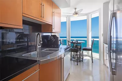6365 Collins Ave #1901, Miami Beach, FL 33141 - Photo 7