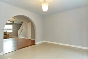25 NE 12th St, Fort Lauderdale, FL 33304 - Photo 7