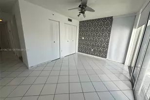 7832 Collins Ave, Miami Beach, FL 33141 - Photo 17