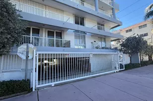 7832 Collins Ave, Miami Beach, FL 33141 - Photo 35