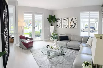 10565 NW 64th Way, Doral, FL 33178 - Photo 7