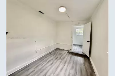 5720 NW 23rd Ave, Miami, FL 33142 - Photo 13