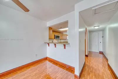 840 SW 105th Ave #318, Miami, FL 33174 - Photo 9