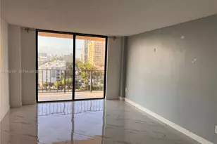 210 174th St, Sunny Isles Beach, FL 33160 - Photo 7