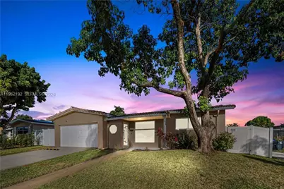 2101 N 52nd Ave #2101, Hollywood, FL 33021 - Photo 1