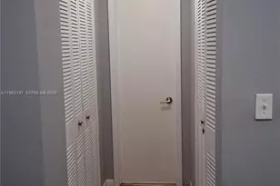 2608 W 54th Pl, Hialeah, FL 33016 - Photo 5