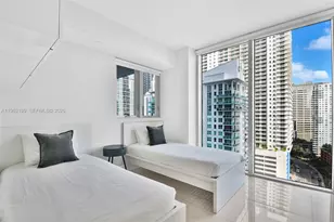 1300 Brickell Bay Dr, Miami, FL 33131 - Photo 31