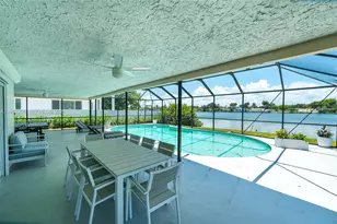 21320 NE 25th Ct, Miami, FL 33180 - Photo 29