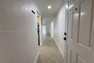 8500 SW 109th Ave, Miami, FL 33173 - Photo 3