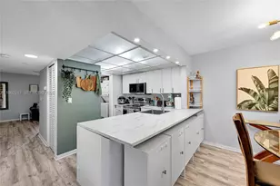 781 SE 1st Way, Deerfield Beach, FL 33441 - Photo 9