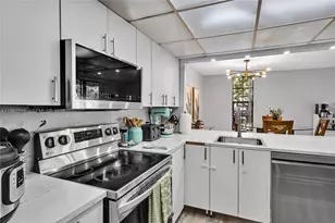 781 SE 1st Way, Deerfield Beach, FL 33441 - Photo 7