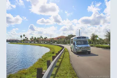 12550 SW 15th St #302E, Pembroke Pines, FL 33027 - Photo 23