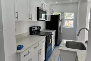 1015 S 17th Ave, Hollywood, FL 33020 - Photo 3