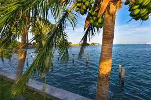 600 NE 36th St, Miami, FL 33137 - Photo 21