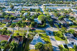 1621 S 16th Ave, Hollywood, FL 33020 - Photo 7