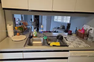 8710 SW 3rd St, Pembroke Pines, FL 33025 - Photo 7