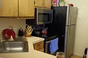 3636 Alder Dr, West Palm Beach, FL 33417 - Photo 3